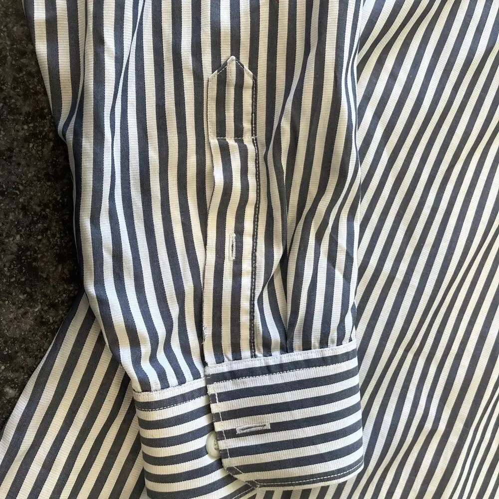Banana Republic Mens Long Sleeve Button Up Shirt XL White Grey Striped Cotton